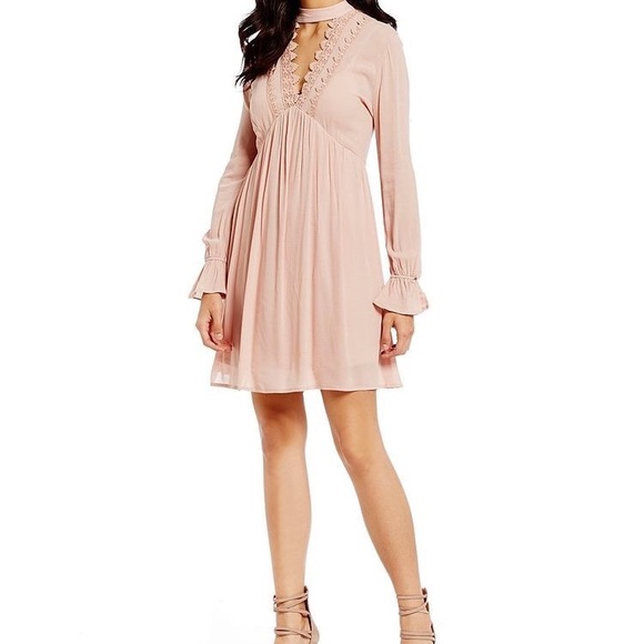 Coco + jaimeson Dresses & Skirts - MAKE AN OFFER Coco and Jaimeson blush dress